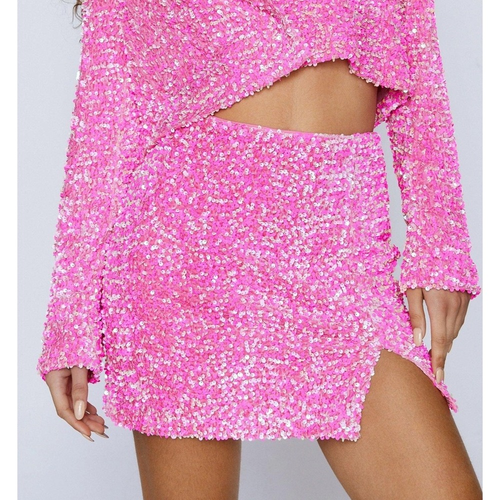 NASTY GAL Premium‎ Velvet Pink Sequin Mini Skirt Size 0 - New With Tags